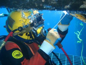 HOW DOES UNDERWATER WELDING WORK